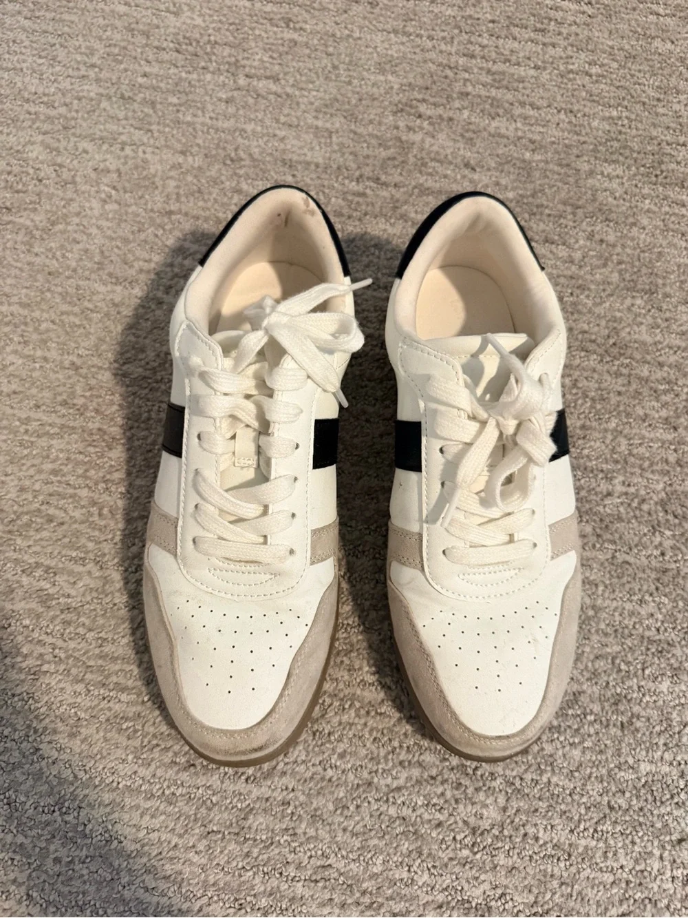 Universal Thread White Sneakers with Black and Beige Accents